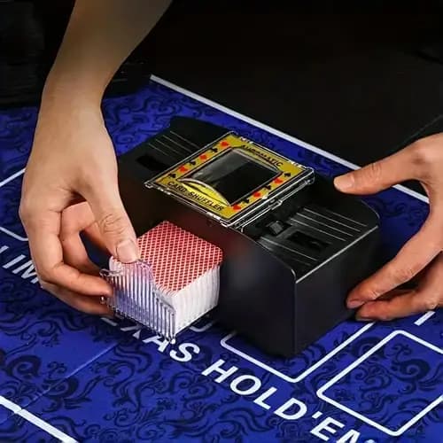 2/4 Decks Automatic Cards Shuffler