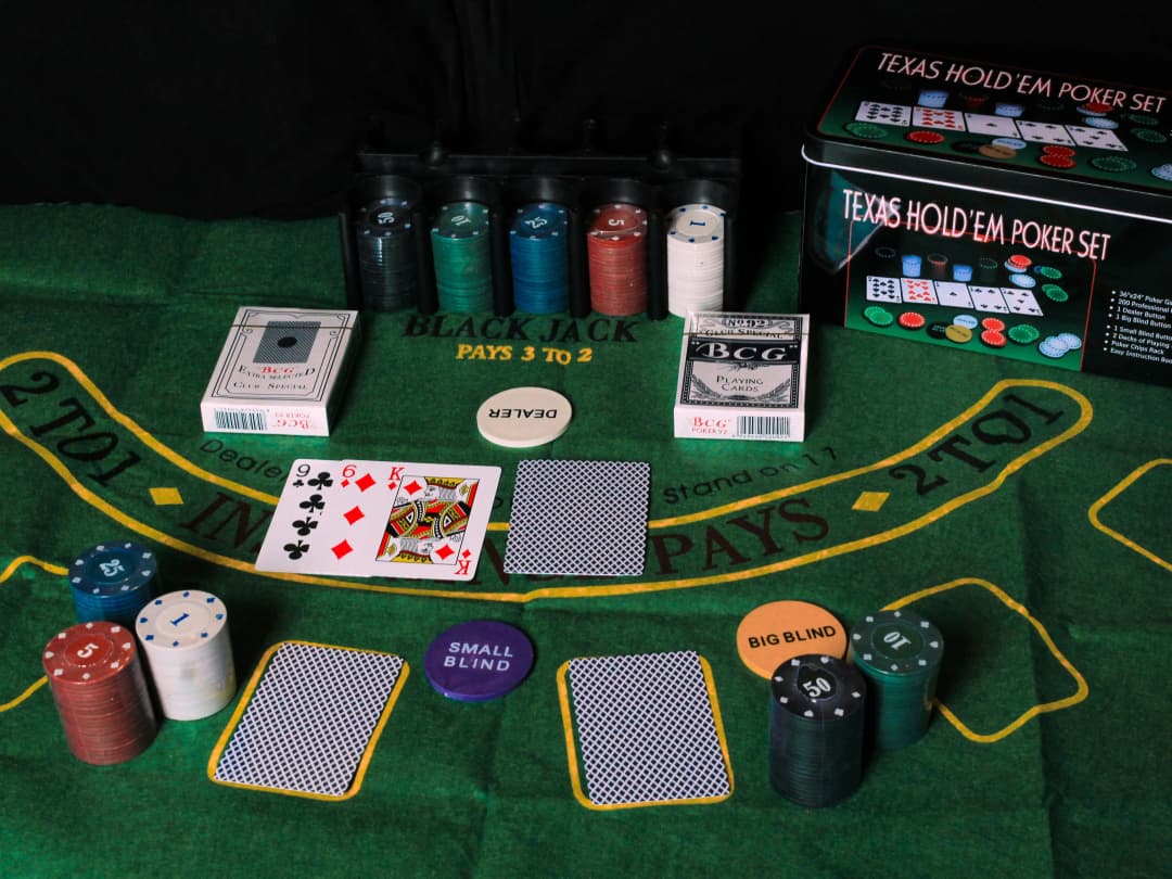 GOLD GAMES Poker Tin - 200 Chips